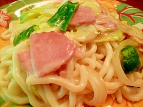 洋風ミルクあんかけ焼きうどん